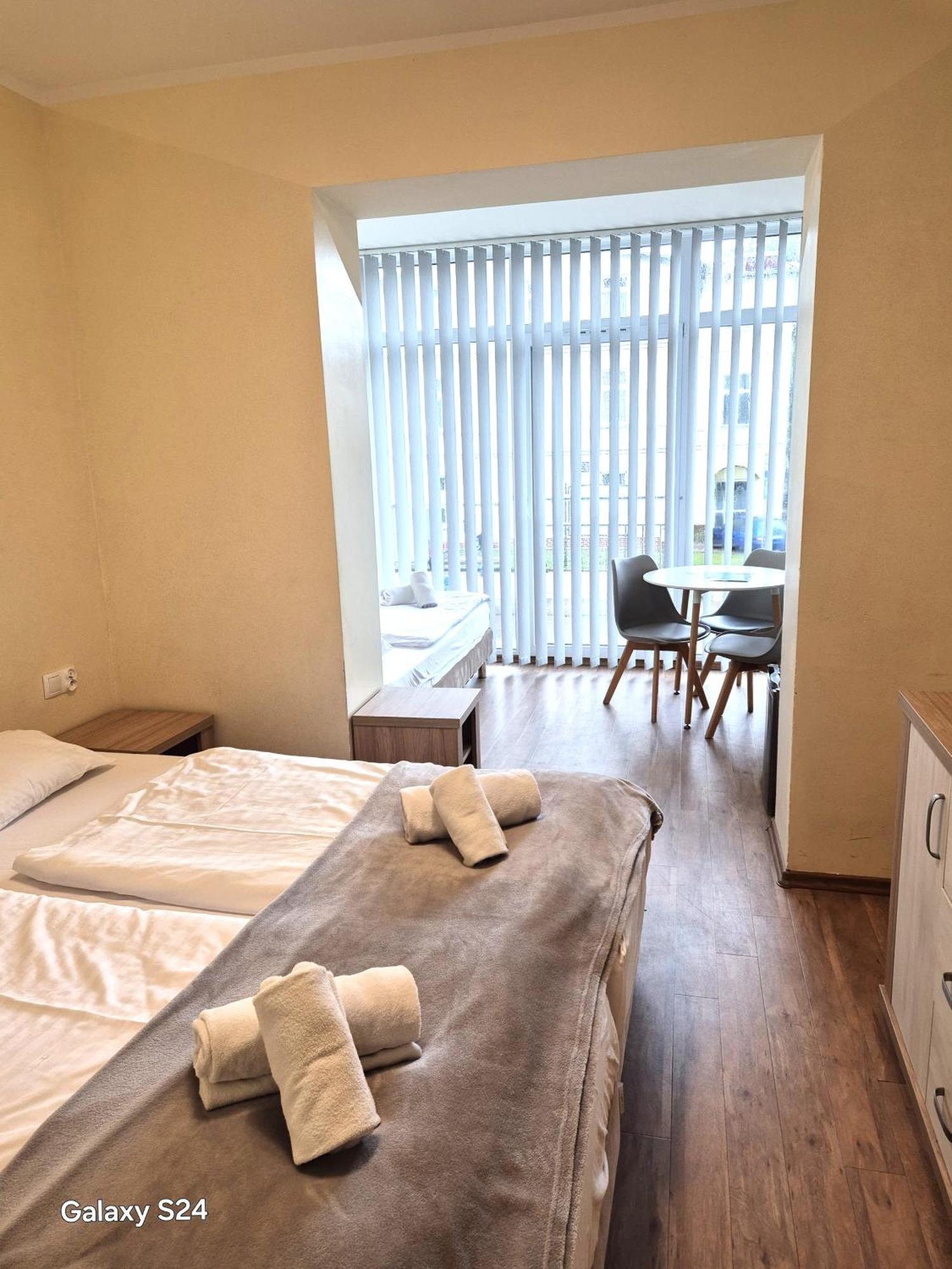Lazur Apartamenty 슈비노우이스쳬 외부 사진